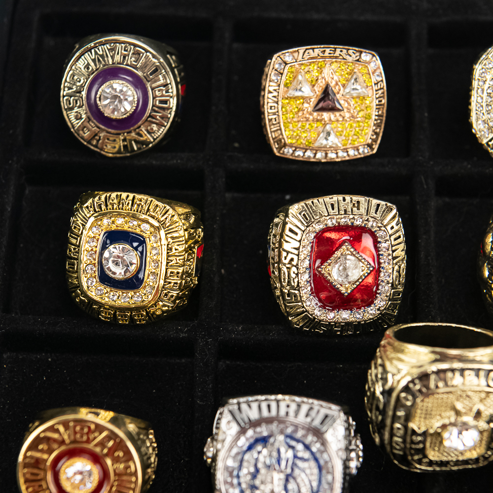 (17) Lakers Mavs 76ers NBA Championship Rings+