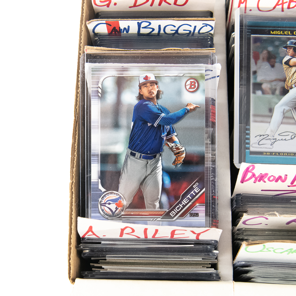 (2500) Assorted MLB Stars Up & Comers RC HOF Cards