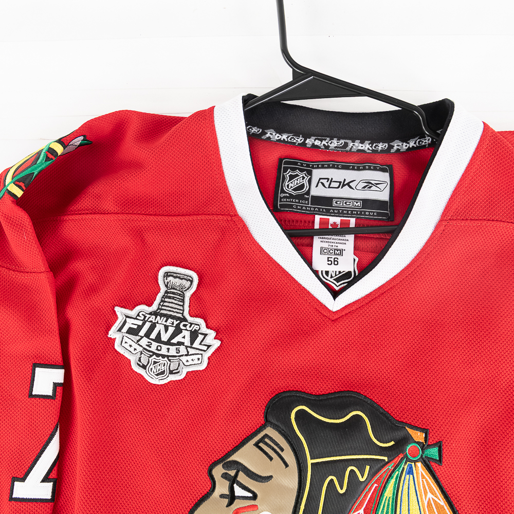 Brent Seabrook Autographed Blackhawks Jersey COA