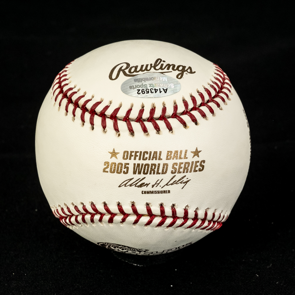 Jermaine Dye Autographed 05 WS MVP Baseball w COA