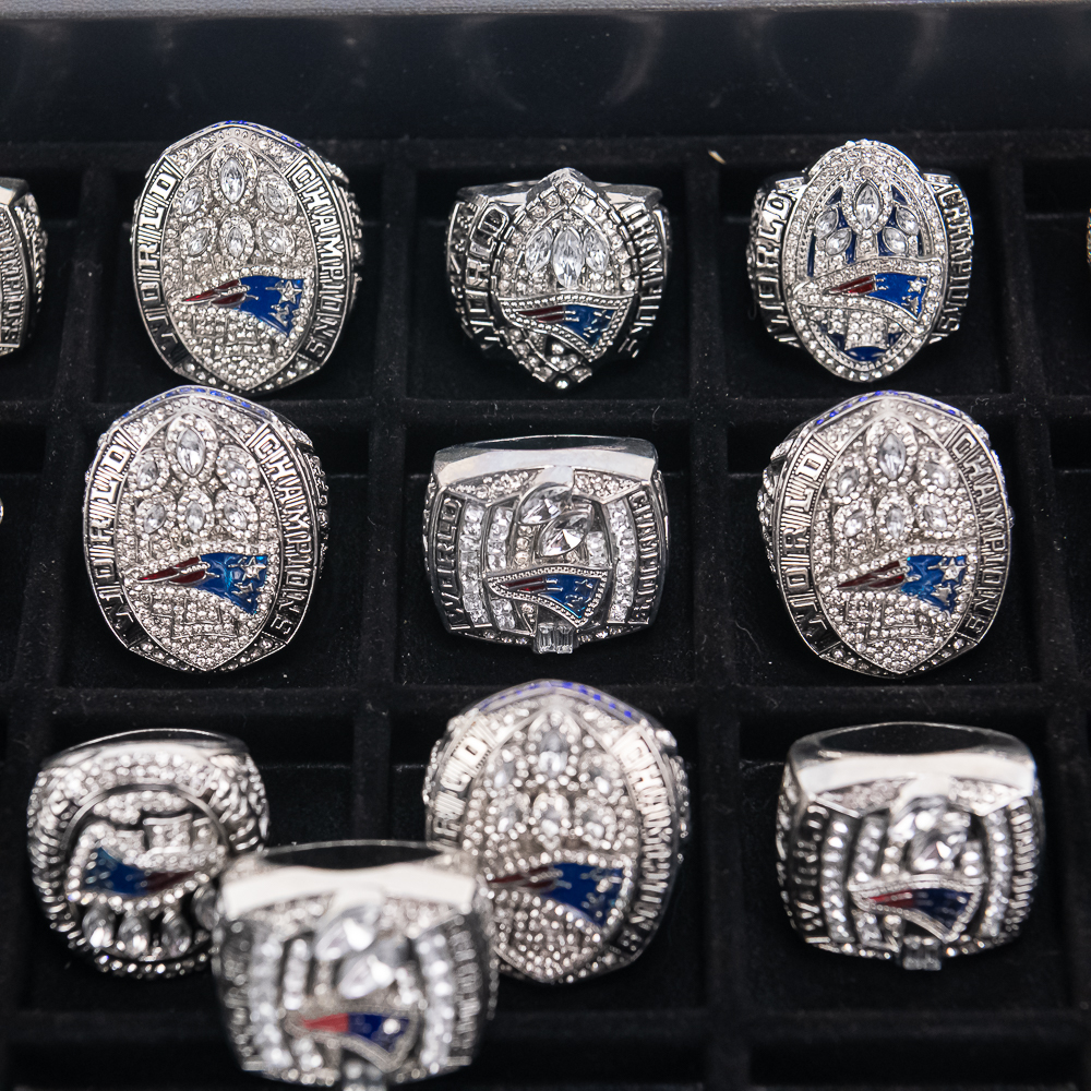 (25) New England Patriots NFL Championship Rings