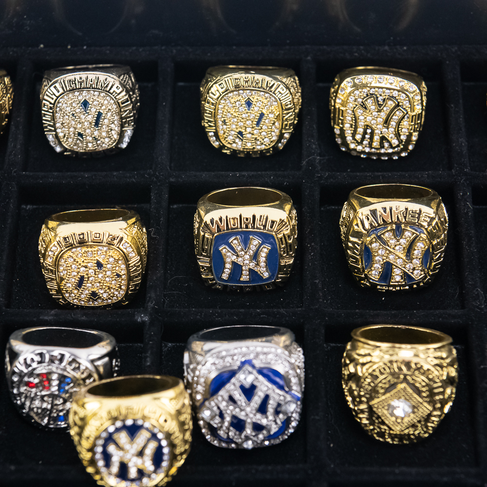 (21) Assorted New York Yankee Championship Rings