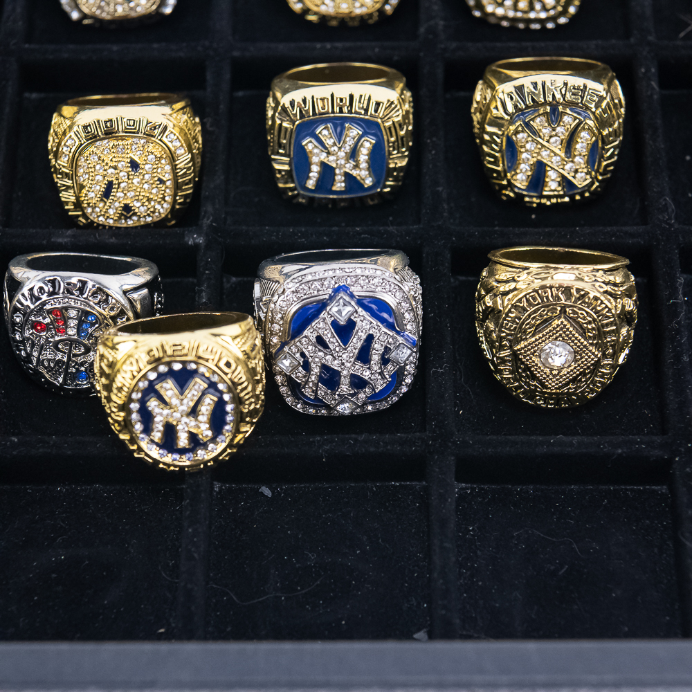 (21) Assorted New York Yankee Championship Rings