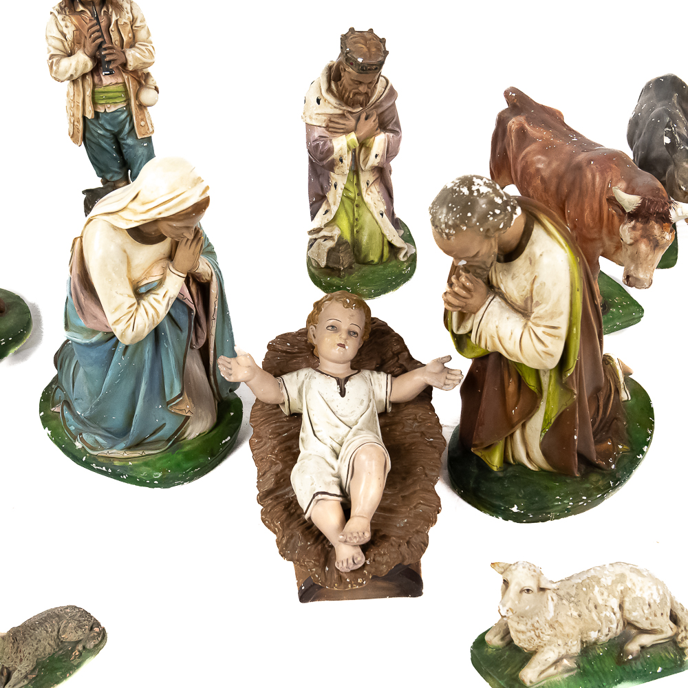 Vintage 23-Piece Chalkware Nativity Set