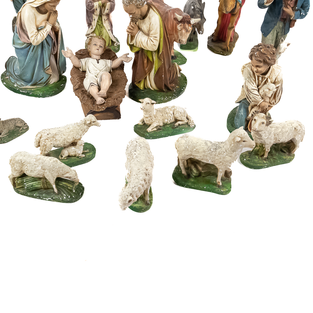 Vintage 23-Piece Chalkware Nativity Set