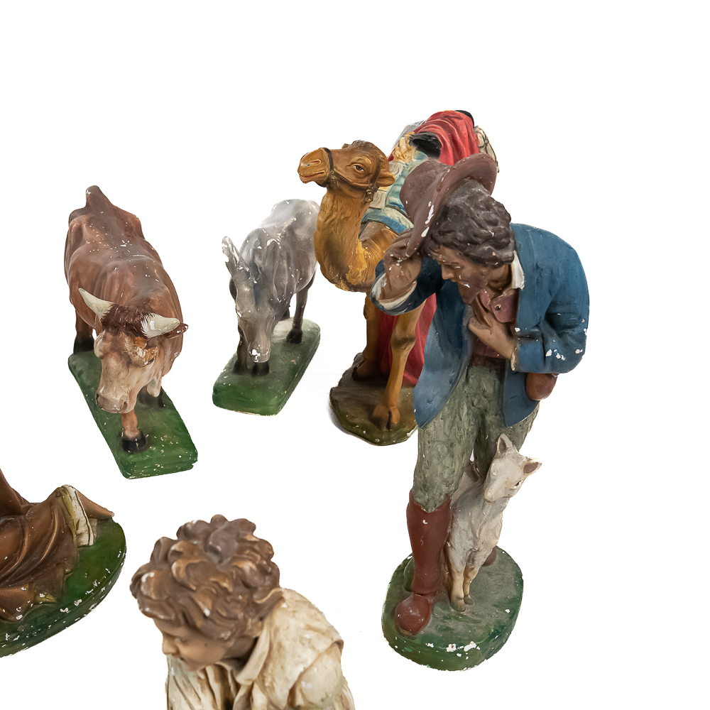 Vintage 23-Piece Chalkware Nativity Set