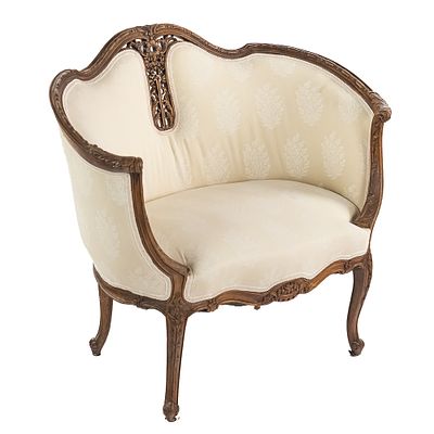 Rococo Revival Medallion-Back Settee / Parlor Sofa, late 19th century walnut small sofa 