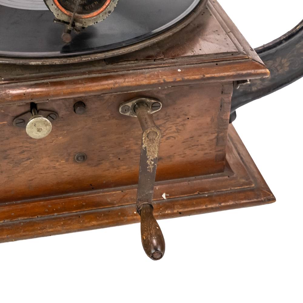 Pathe Disc Horn Phonograph