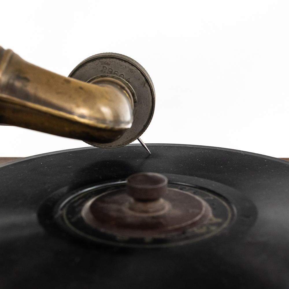 Victor E Disc Phonograph