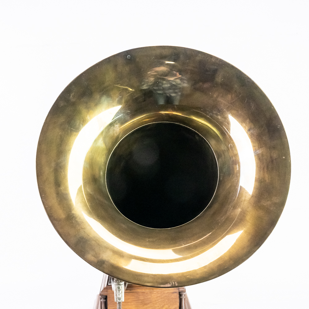 Zon-O-Phone Model A Disc Phonograph
