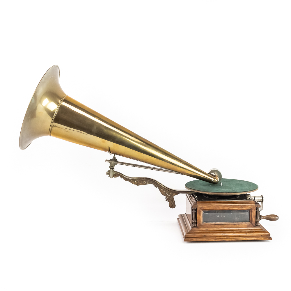 Zon-O-Phone Model A Disc Phonograph