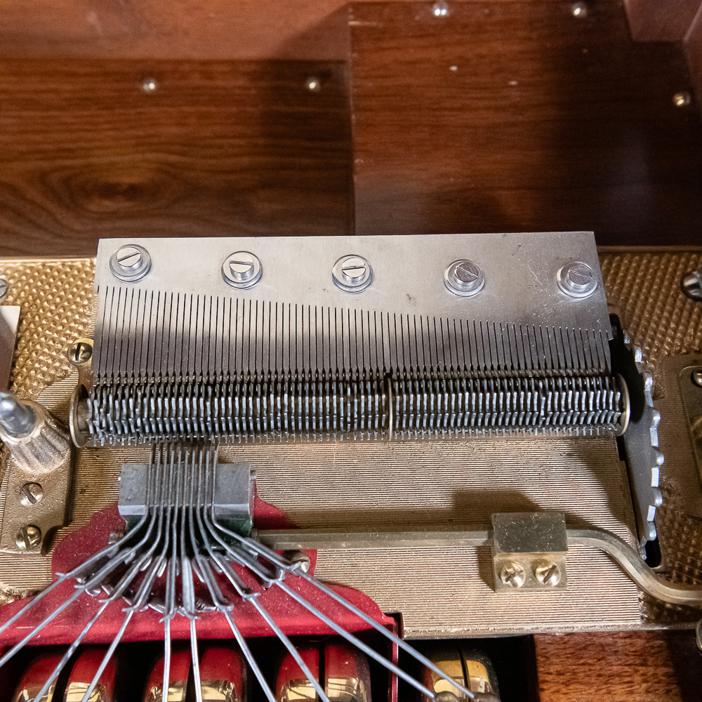 Polyphon With Bells