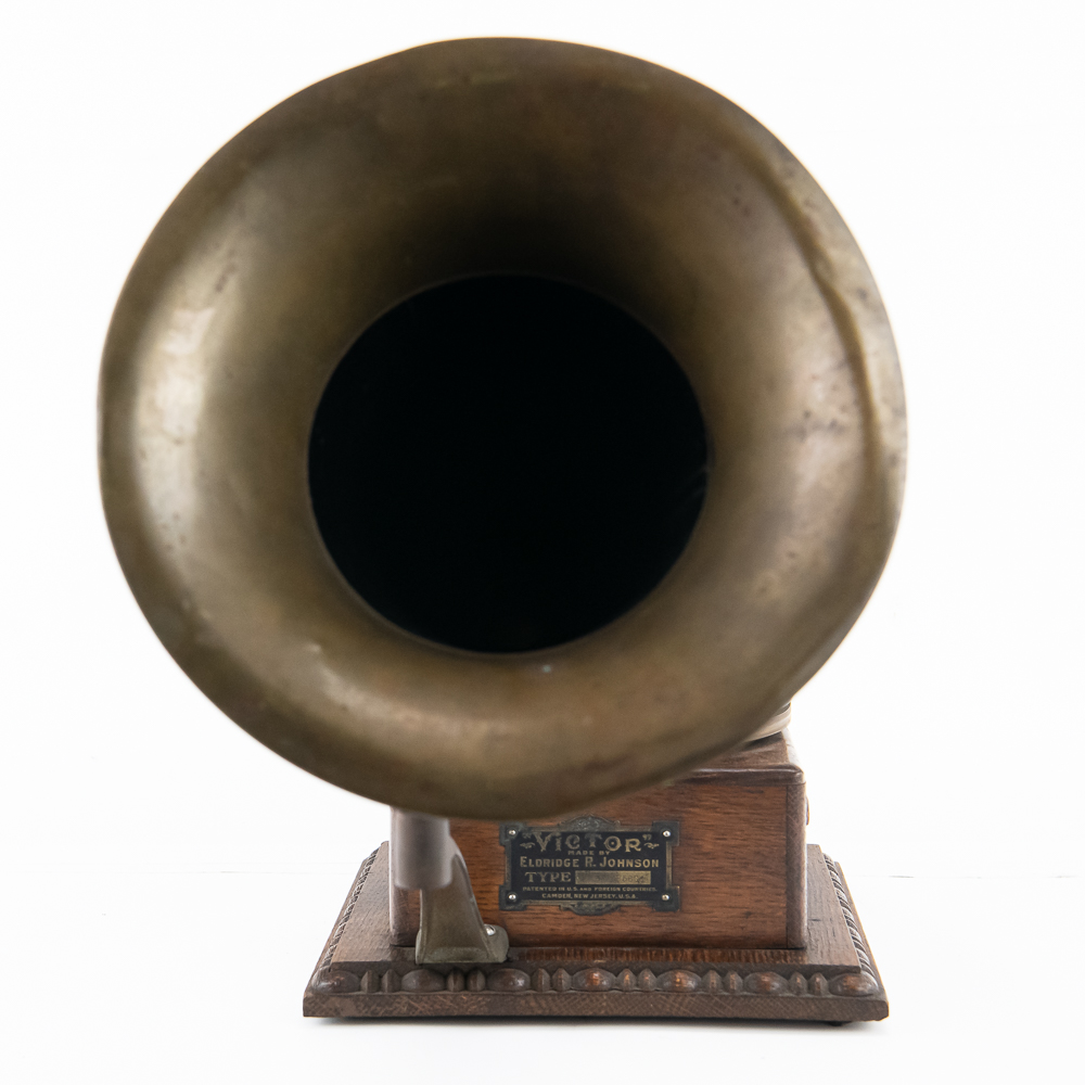 Victor Eldridge Johnson Type B Disc Phonograph