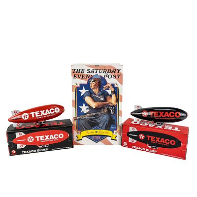 1940s Texaco Star Vintage Gas Station Scale Model. Including NIB 1940s Texaco Star Gas Station 
