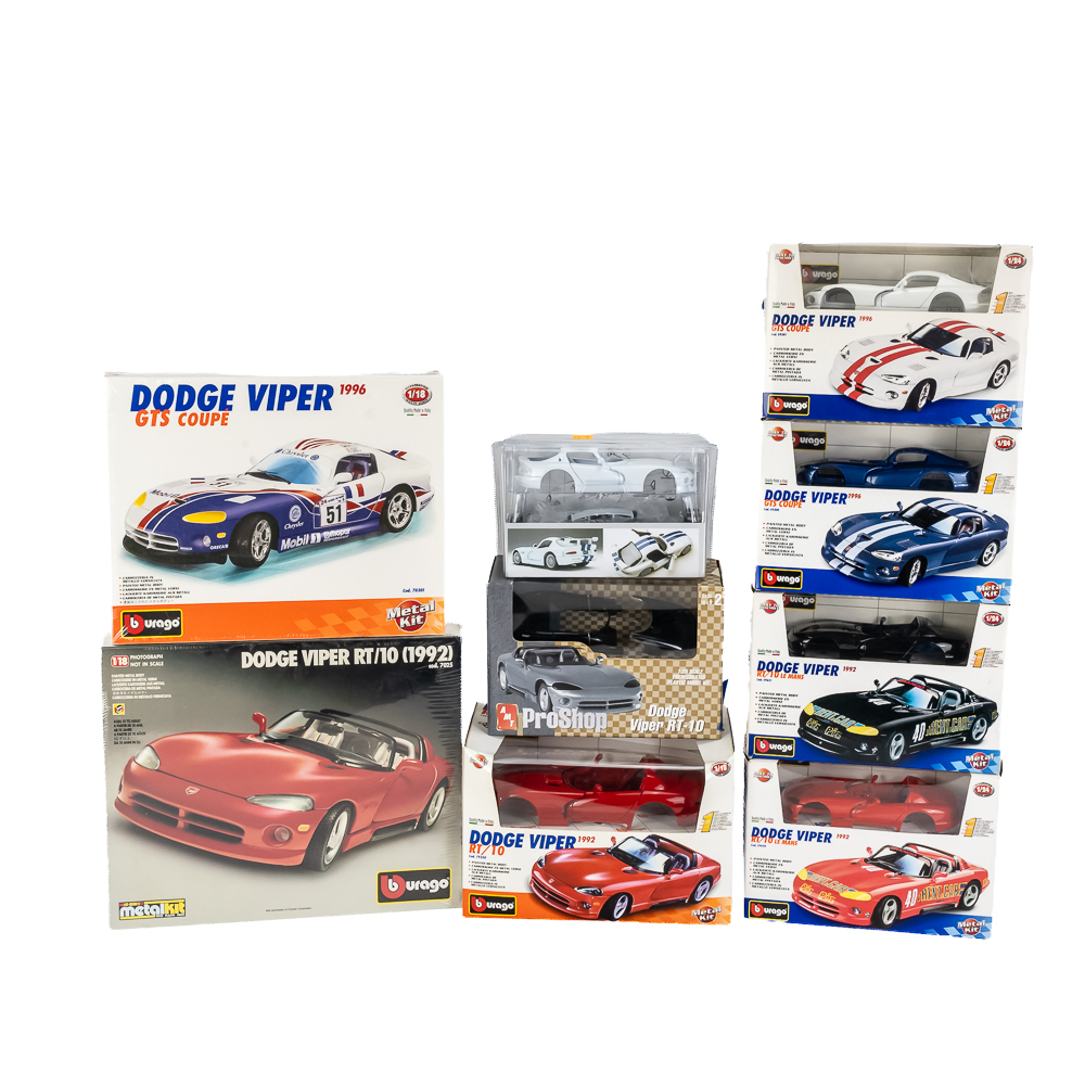 (9)NIB Assorted Dodge Viper Model Kits