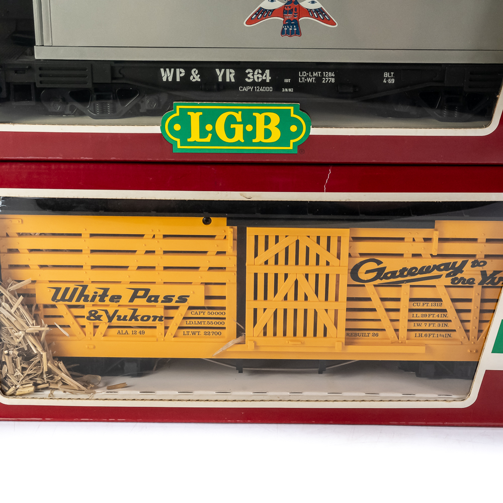 LGB #49085 Container Set & #4085 #4168 White Pass