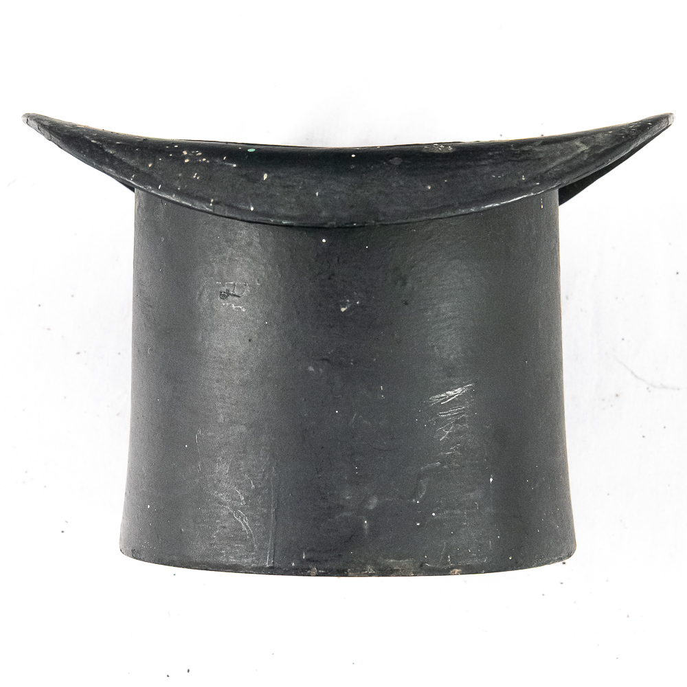 Cast Iron Top Hat Spittoon