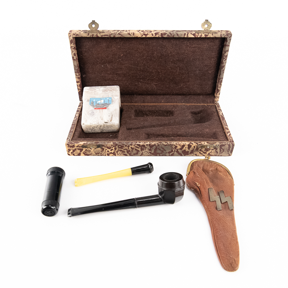 WWII Smoking Set