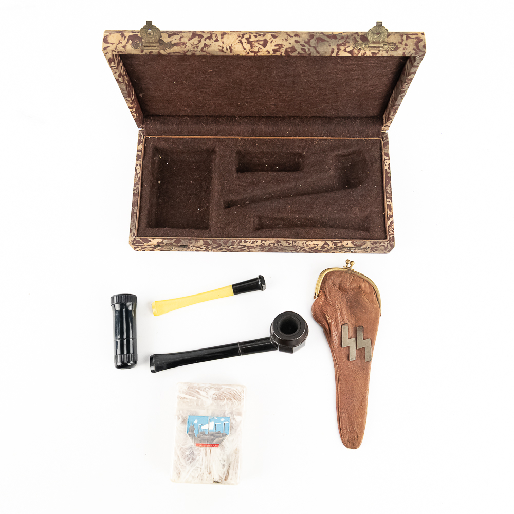 WWII Smoking Set