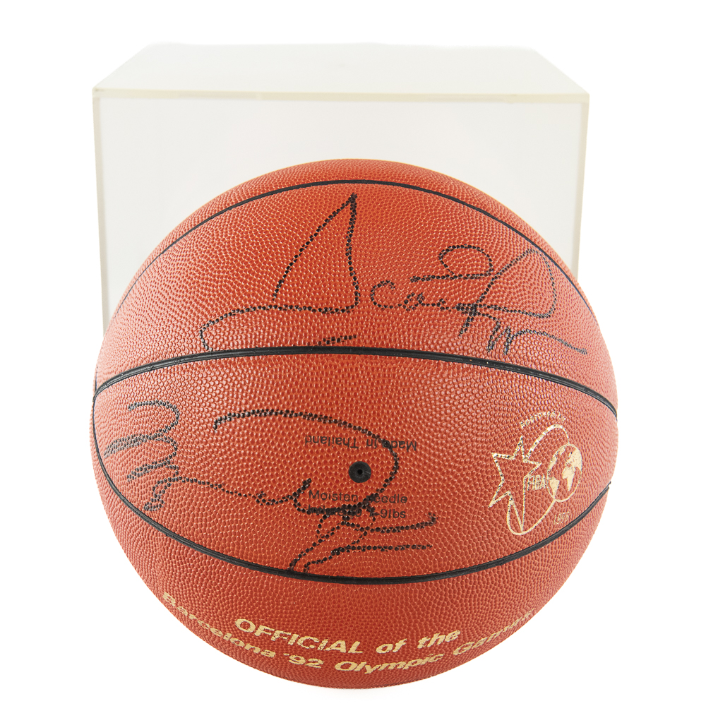 M Jordan & S Pippen Autographed Molten Basketball