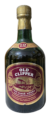 Old Clipper - בקבוק וויסקי ישן. סגור. אידוי קל מאוד.