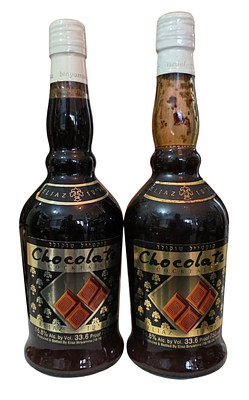 אליעז - 2 בקבוקי קוקטייל שוקולד. סגורים ומלאים.
