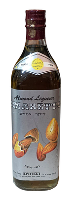 הכורמים - בקבוק ליקר אמאטו סגור ומלא.