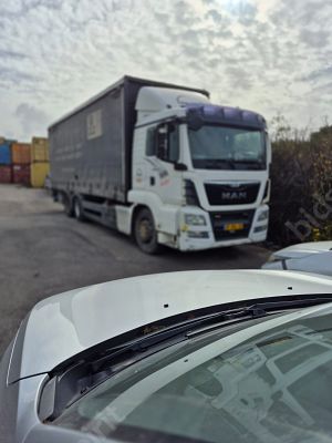 מאן TGS283606X2 מודל 2015. 958,985 ק"מ, יד נוכחית: שלישית, בעלות נוכחית: חברה. מחיר מחירון: ₪61 