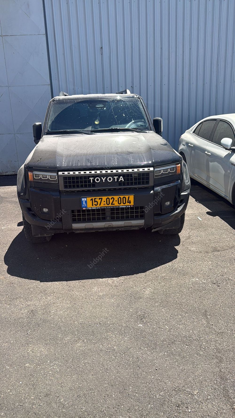 טויוטה לאנד קרוזר מודל 2025. 72,010 ק"מ