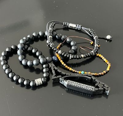 5 צמידים חרוזים אוניקס