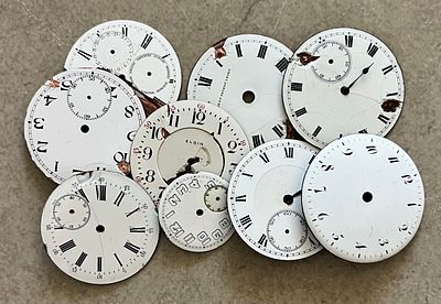 לוט לוחות שעונים אמייל .