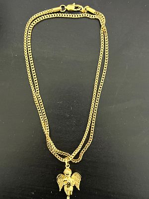 שרשרת חוליות מוזהבת (פלדת אל חלד) GP 18K עם תליון מלאך חתומה, משקל 25.2 גרם, אורך 60 ס״מ.