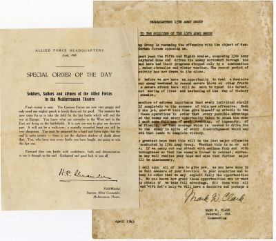 שני כרוזי 'פקודות יום' ממפקדי בעלות הברית, לקראת הנצחון במלחמת העולם השניה. שני כרוזים מודפסים 