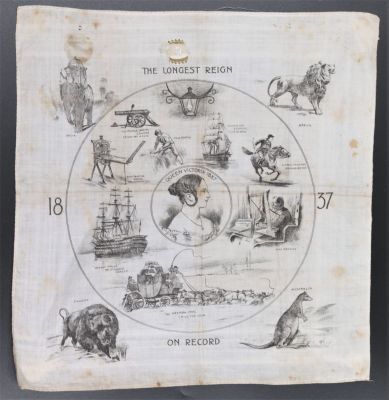 המלכה ויקטוריה - מפת בד מוקדמת המתארת את תקופת שלטונה רבת השנים. THE LONEST REIGH ON RECORD 