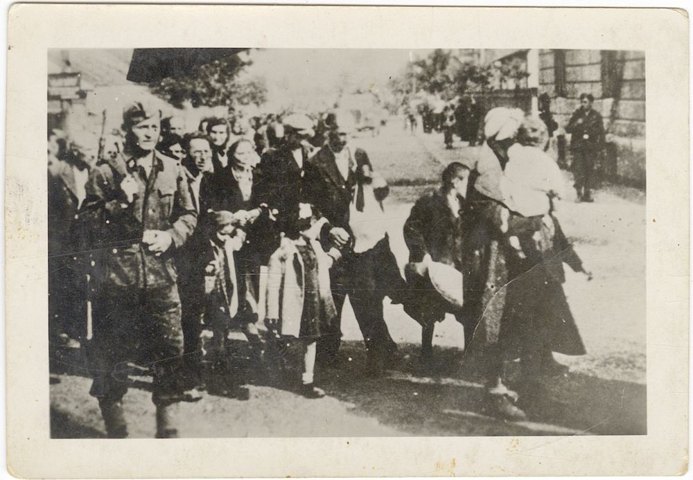 Harrowing photograph of the deportation of Jews from the Rzesz&oacute;w Ghetto, Poland – 1942. Harrowing 
