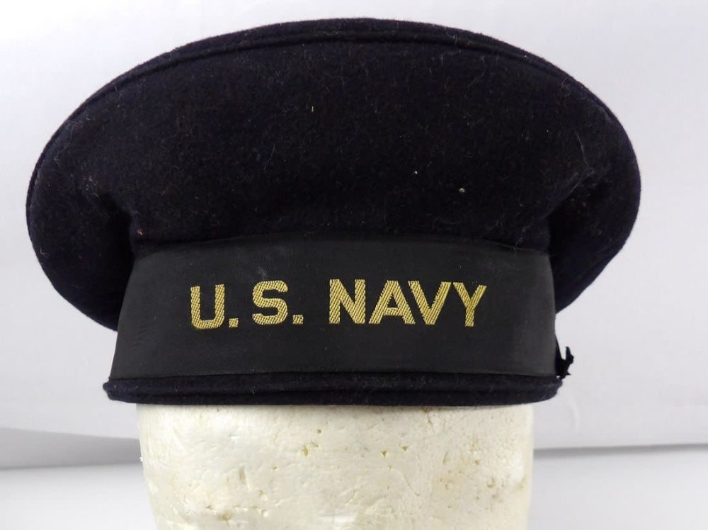 Lot 35: Named WW2 WWII Us Navy Donald Duck Hat