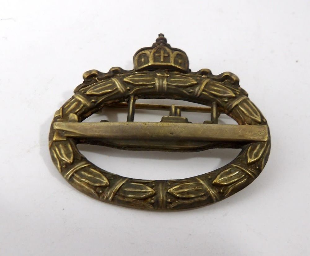 Lot 154: WW1 WWI Imperial German U-Boat Badge