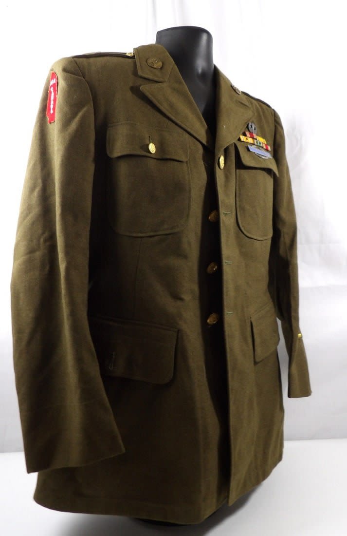 Lot 171: WW2 WWII FSSF MAAF Paratroooper 4 pocket Uniform. FIrst Special Forces