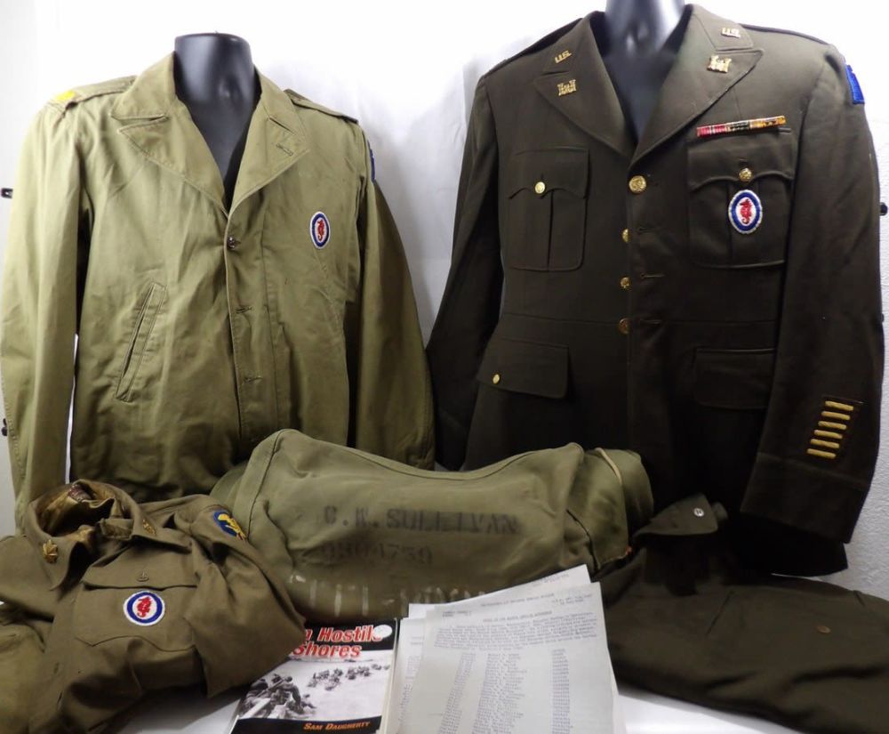 Lot 182: Named WW2 Majors D-Day 1st Engineer Special Brigade Uniform Grouping