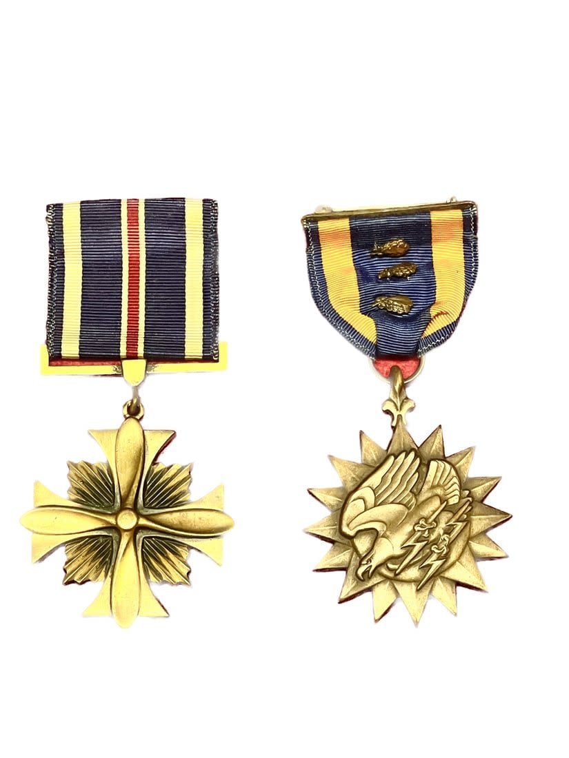 Lot 197: 12th Bomb Group Distinguished Flying Cross and Air Medal - 1st Lt.