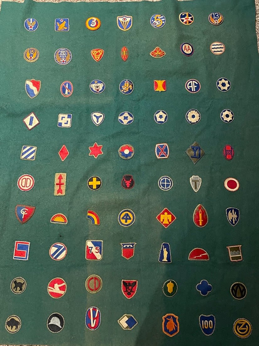 Lot 213: WWII Souvenir U.S. Patch Blanket
