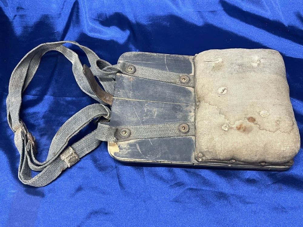 Lot 247: WWI-1920's Aviator's Knee Board