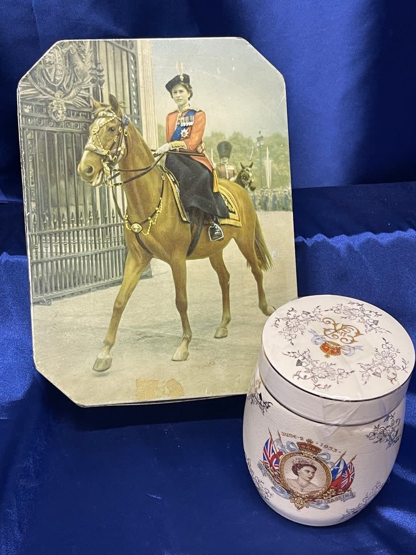 Lot 261: 1950's Queen Elizabeth Memorabilia