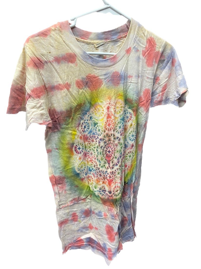 Lot 271: 1970's Grateful Dead Concert T-Shirt