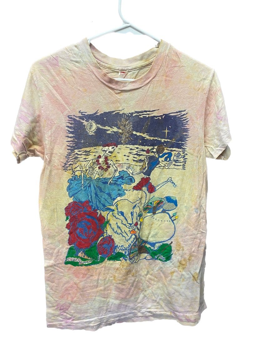 Lot 275: 1970's Vintage Grateful Dead Concert T-Shirt