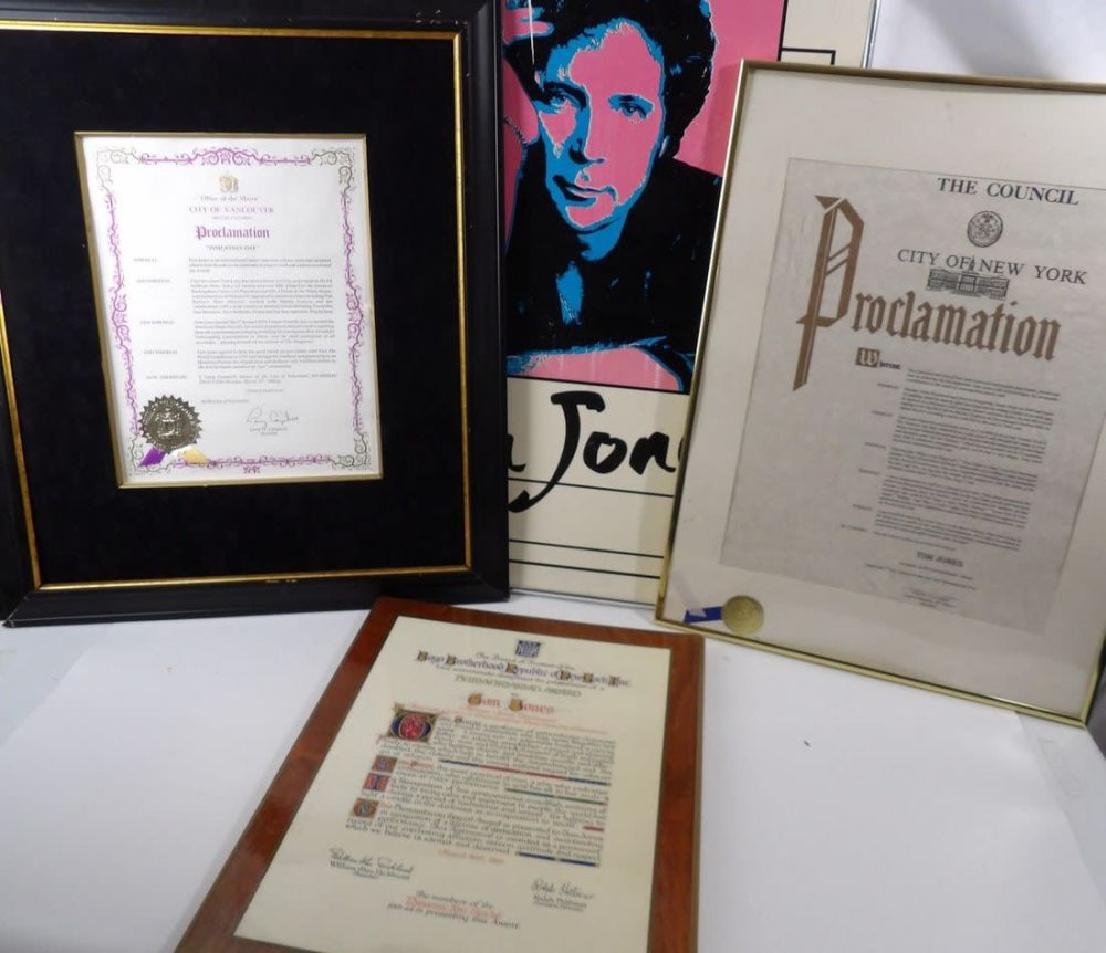 Lot 366: Storage Unit Find Of Tom Jones Personal Items