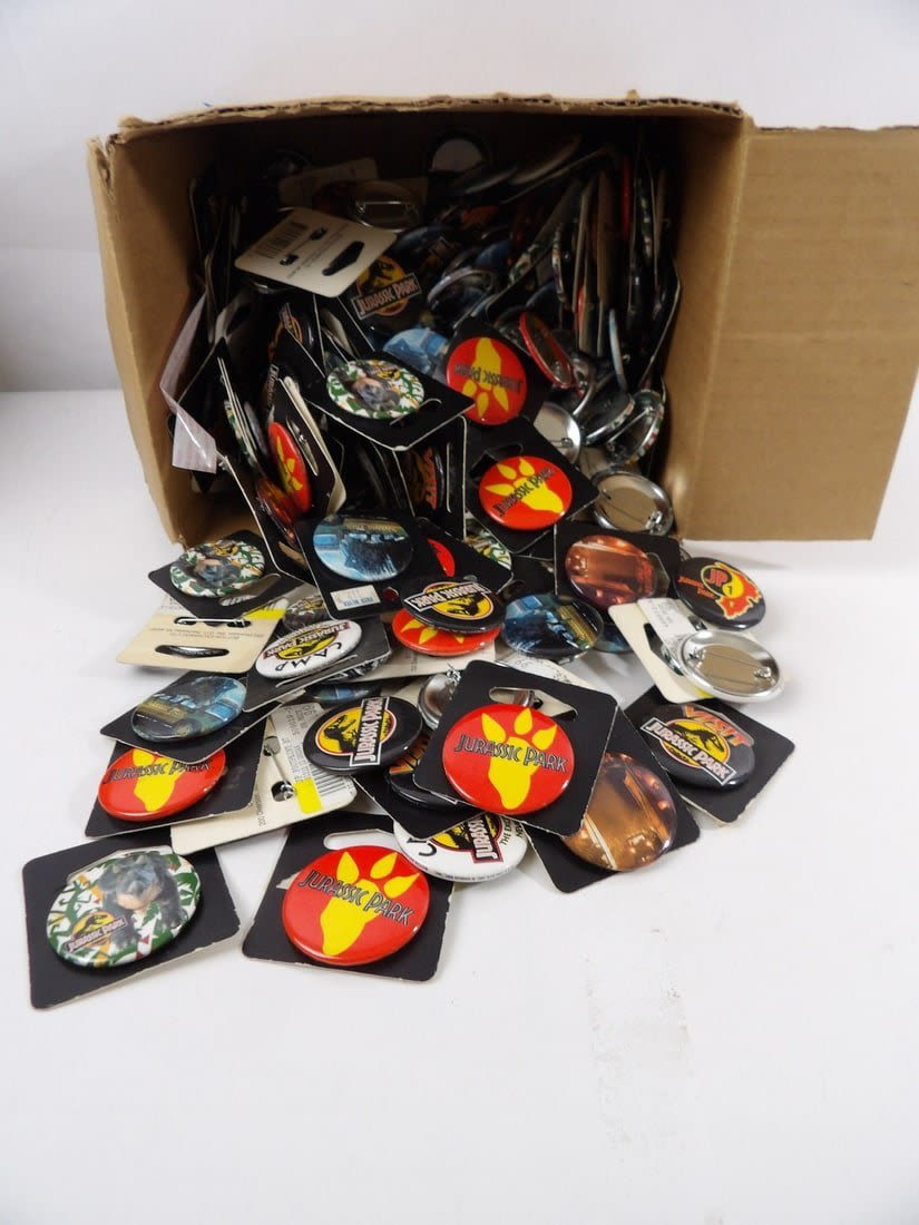 Lot 381: 1993 Jurassic Park Promotional Buttons Lot