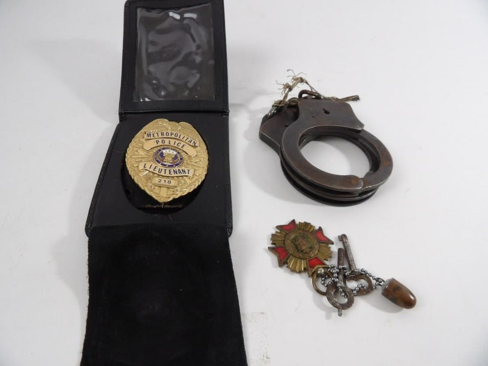 Lot 384: Vintage Metropolitan Police LT. Grouping