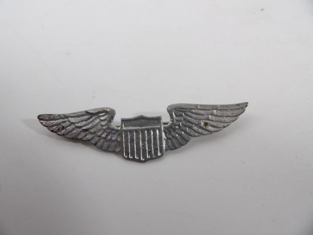 Lot 418: Pre WW2 WWII Sterling 2.5" Pinback Pilot Wing