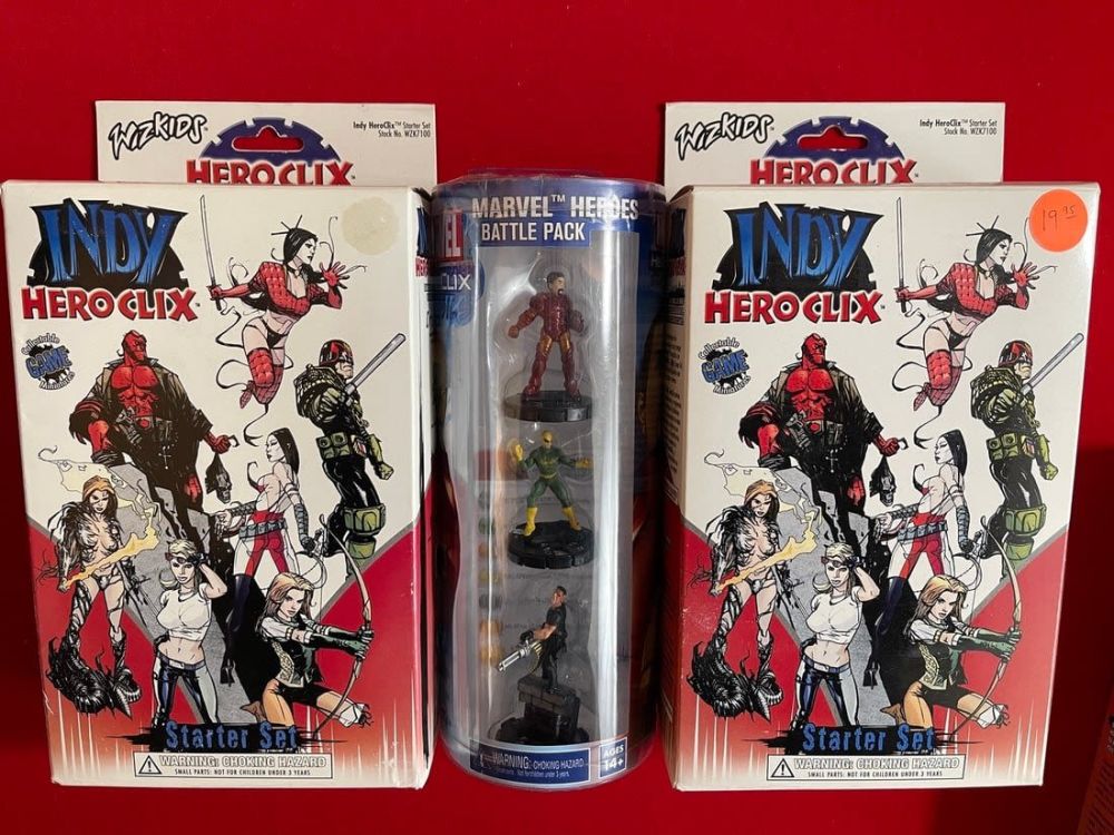 Lot 634: Marvel HeroClix Lot with Battle Pack and Starter Sets 3